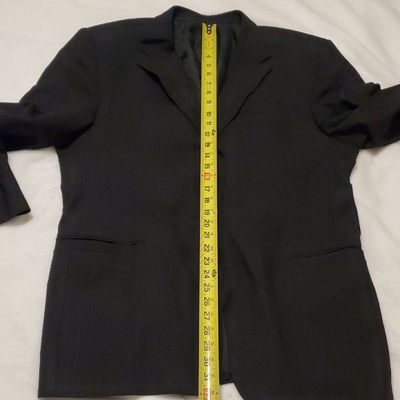 Versace Elegant Black Blazer - Picture 13 of 16
